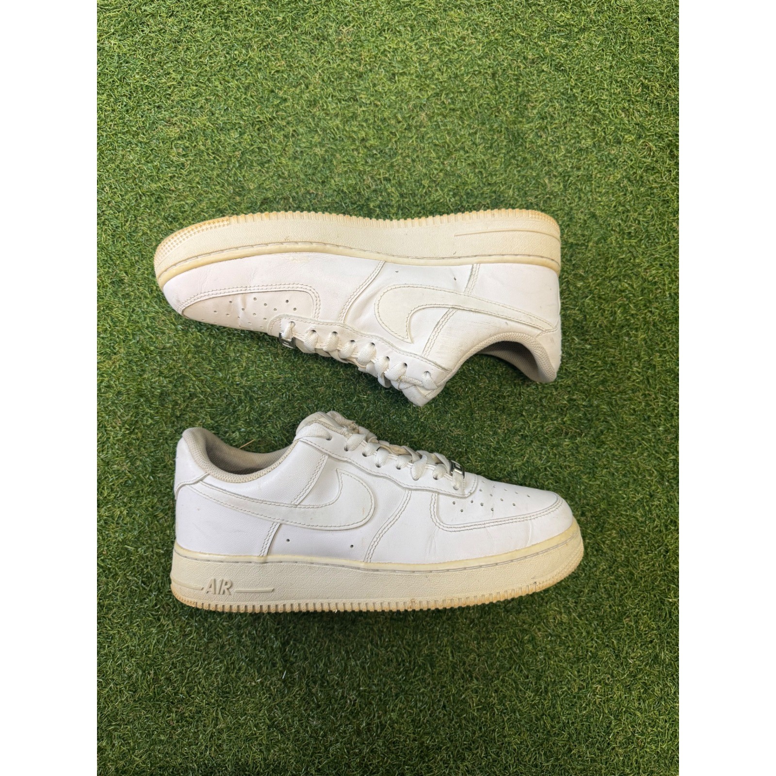 Nike Air Force 1 Low 07 White Leather Sneakers 315122-111 Mens 9 Nike Air Force 1 Low 07 White Leather Sneakers 315122-111 Mens 9