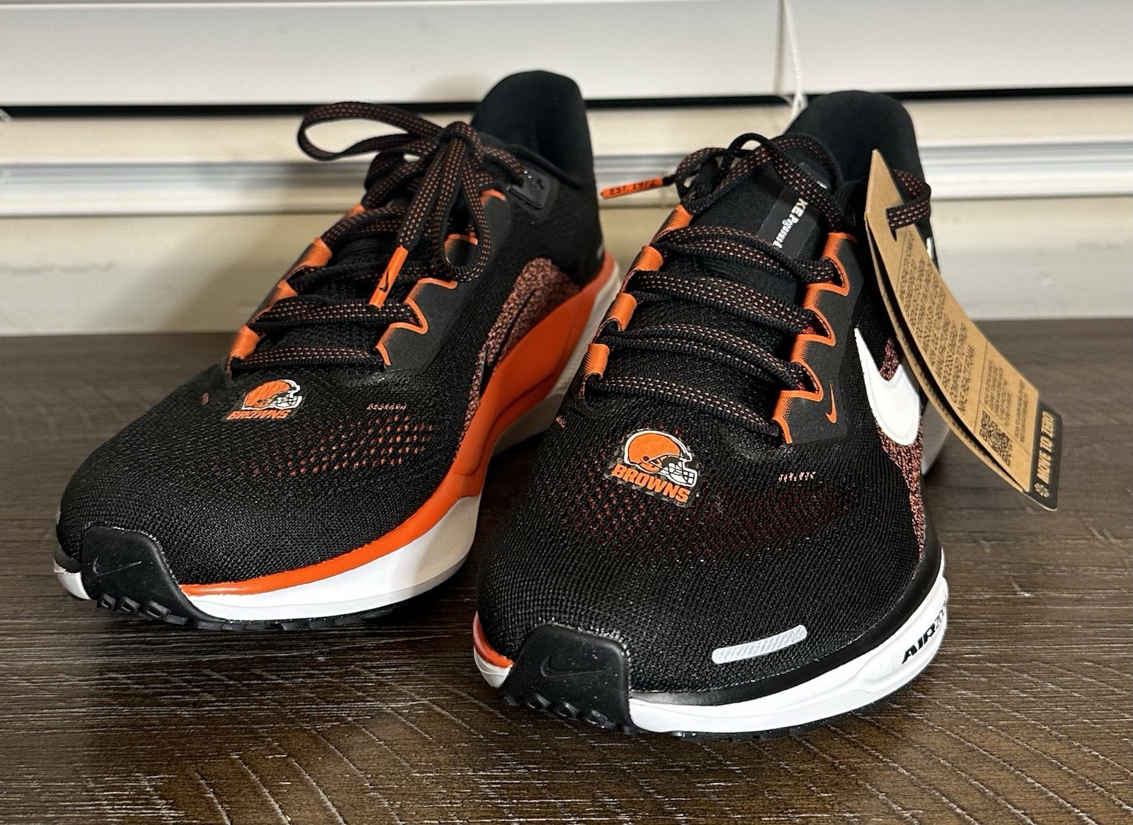 Nike Air Zoom Pegasus 41 Cleveland Browns Black-White-Orange Men Sz 7 FZ5075-001 Nike Air Zoom Pegasus 41 Cleveland Browns Black-White-Orange Men Sz 7 FZ5075-001