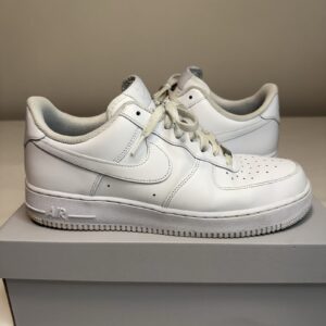 Nike Air Force 1 '07 Low Triple White Size 10.5