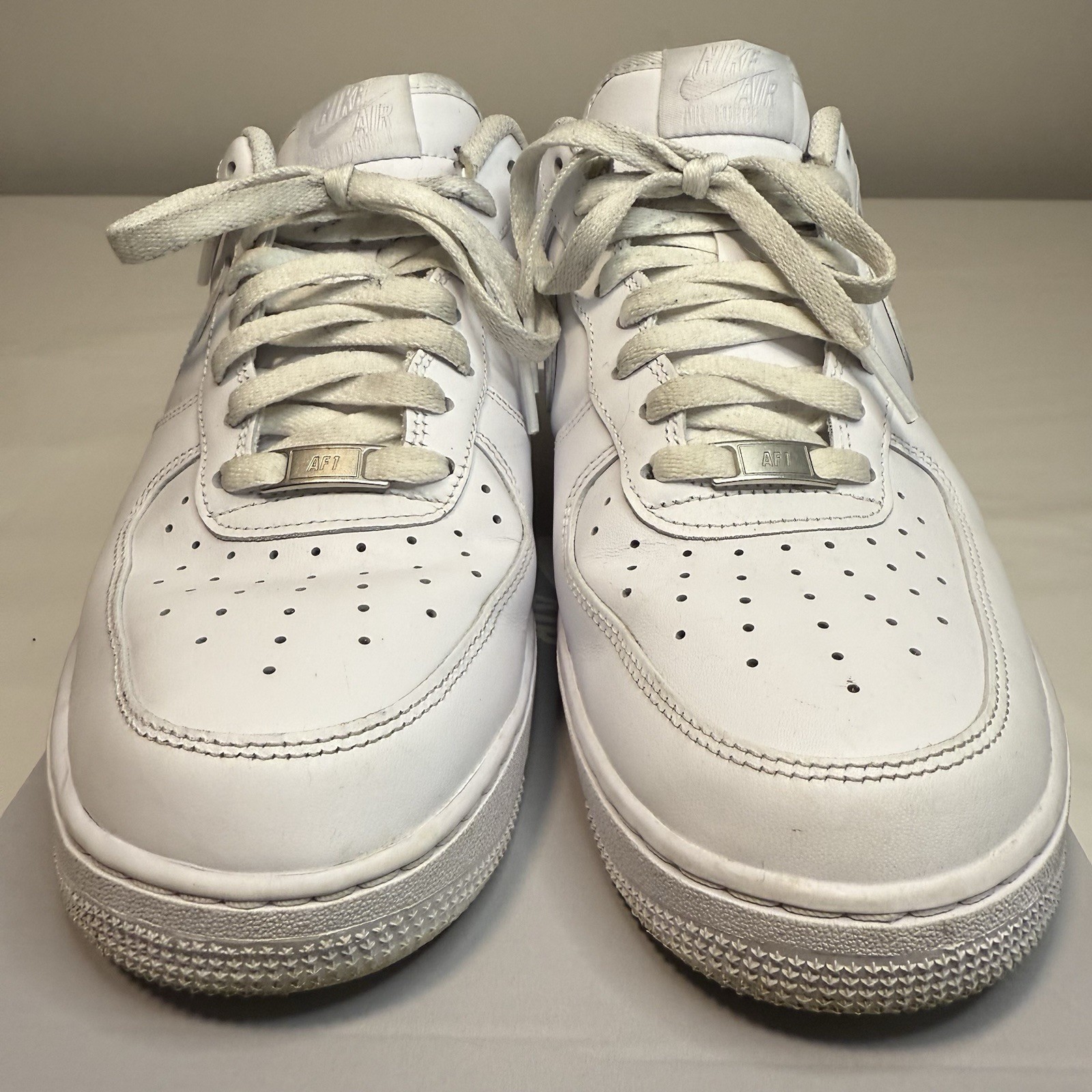 Nike Air Force 1 '07 Low Triple White Size 10.5 Nike Air Force 1 '07 Low Triple White Size 10.5 - Image 3