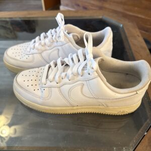 Nike Air Force 1 '07 Low Mens White Athletic Shoes Size 9 CW2288-111