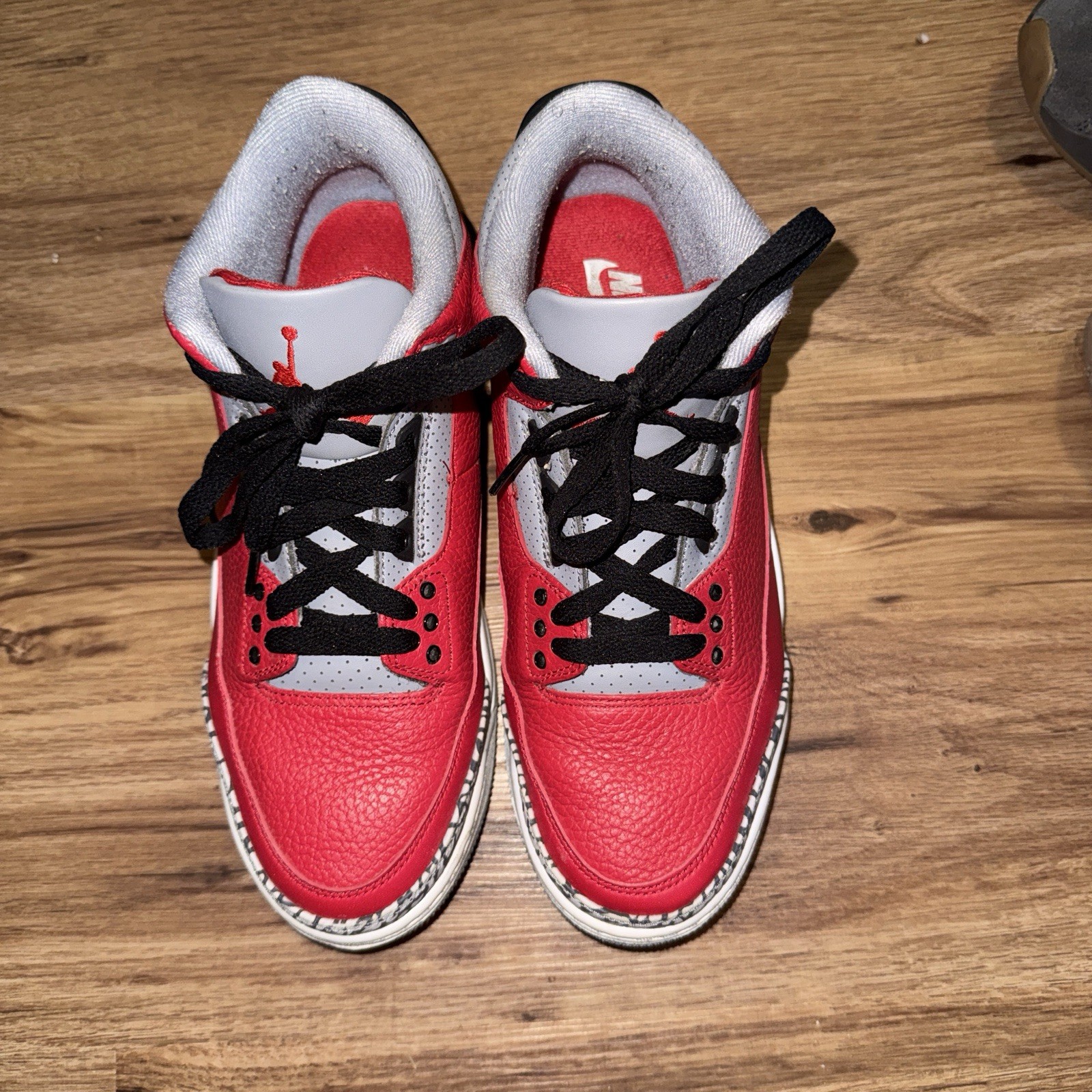Air Jordan 3 Retro Black/Fire Red-Cement Grey Air Jordan 3 Retro Black/Fire Red-Cement Grey - Image 2