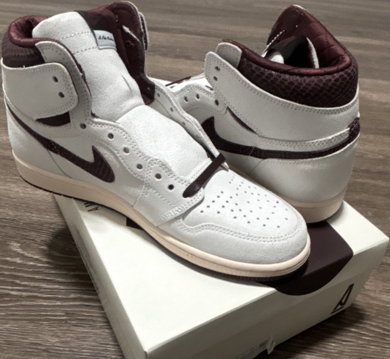 jordan air jordan 1 high og x a ma maniere white burgundy do7097 100 high top jordan air jordan 1 high og x a ma maniere white burgundy do7097 100 high top