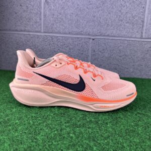 Size 9 - Nike Air Zoom Pegasus 41 Crimson Tint