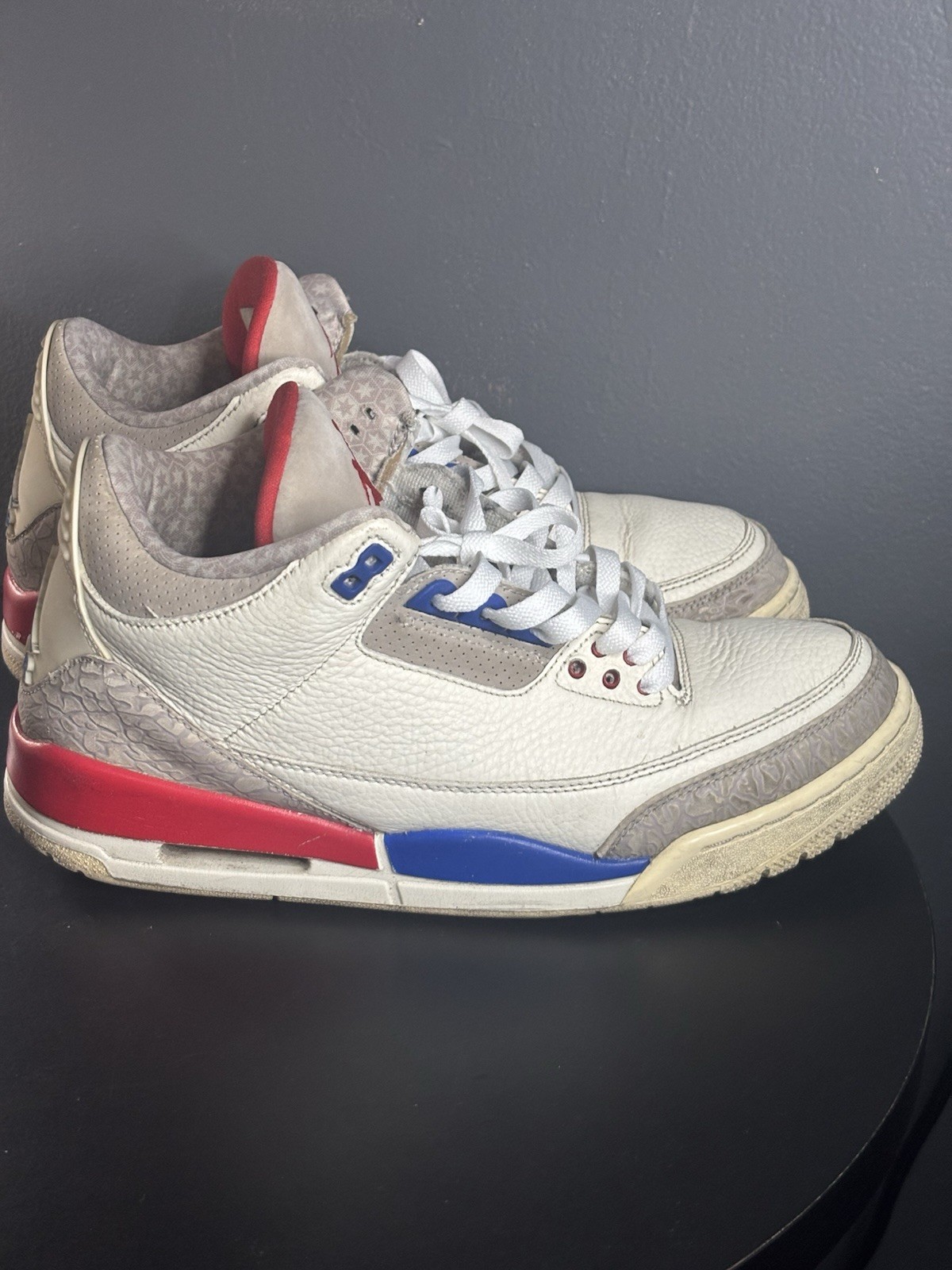 jordan air jordan 3 retro international flight 2018 white/red/blue 136064 140 jordan air jordan 3 retro international flight 2018 white/red/blue 136064 140