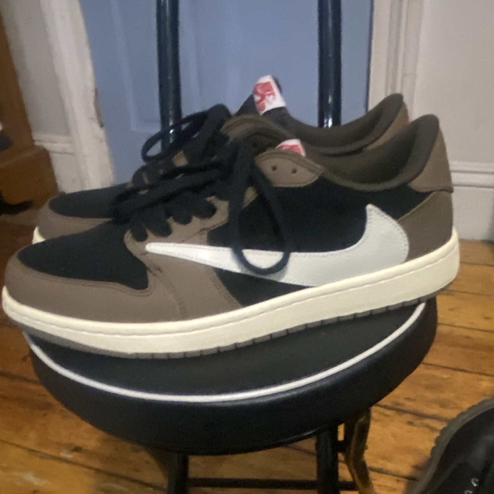 jordan air jordan 1 low travis scott mocha black/dark mocha/sail cq4277 001 jordan air jordan 1 low travis scott mocha black/dark mocha/sail cq4277 001