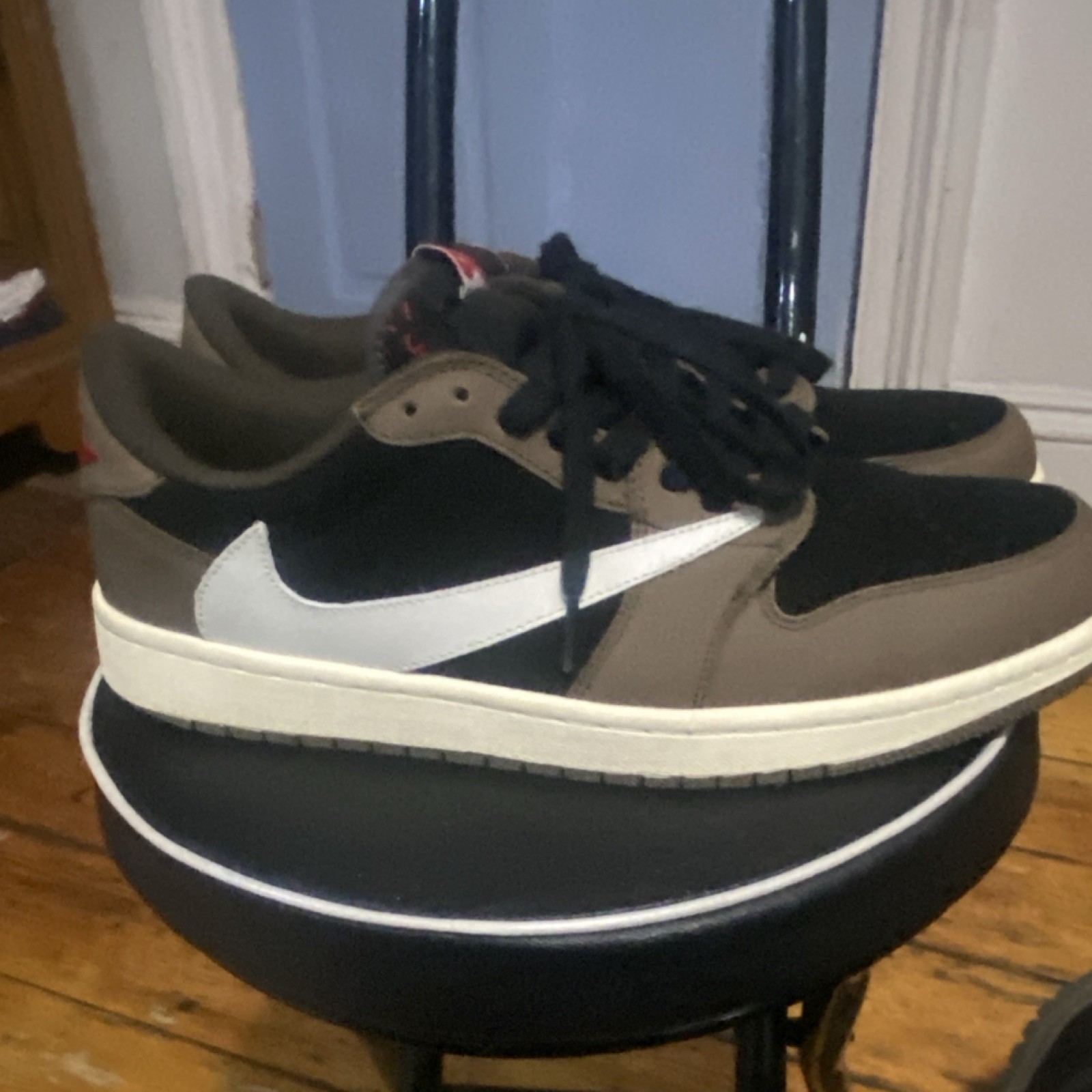 jordan air jordan 1 low travis scott mocha black/dark mocha/sail cq4277 001 jordan air jordan 1 low travis scott mocha black/dark mocha/sail cq4277 001