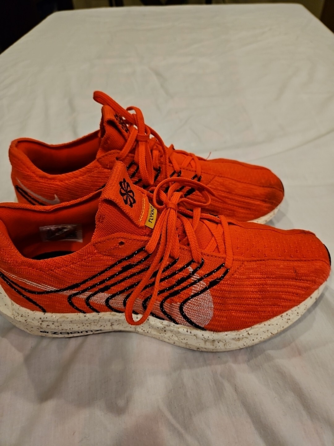 size 9.5 nike zoomx invincible run flyknit orange 2022 size 9.5 nike zoomx invincible run flyknit orange 2022