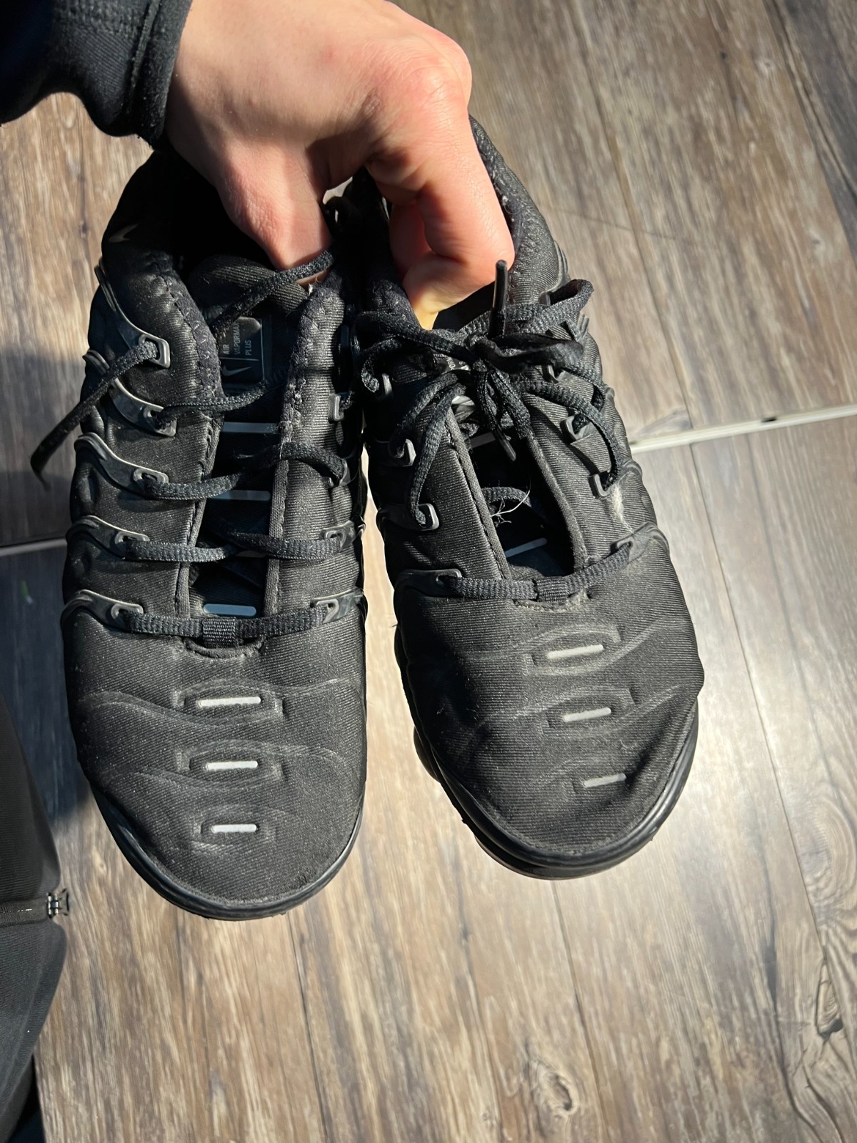 nike air vapormax plus triple black 924453 004 men 8 running shoes nike air vapormax plus triple black 924453 004 men 8 running shoes