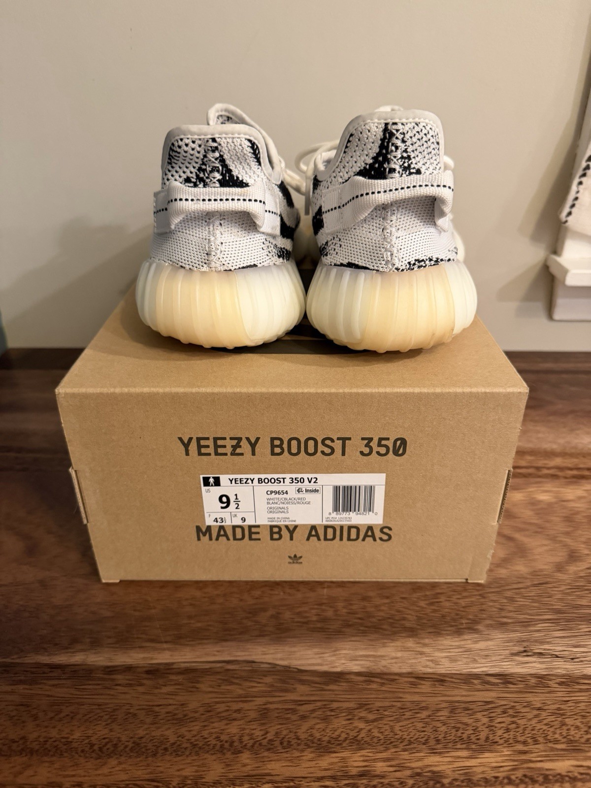 adidas yeezy boost 350 v2 zebra men's 9.5 adidas yeezy boost 350 v2 zebra men's 9.5