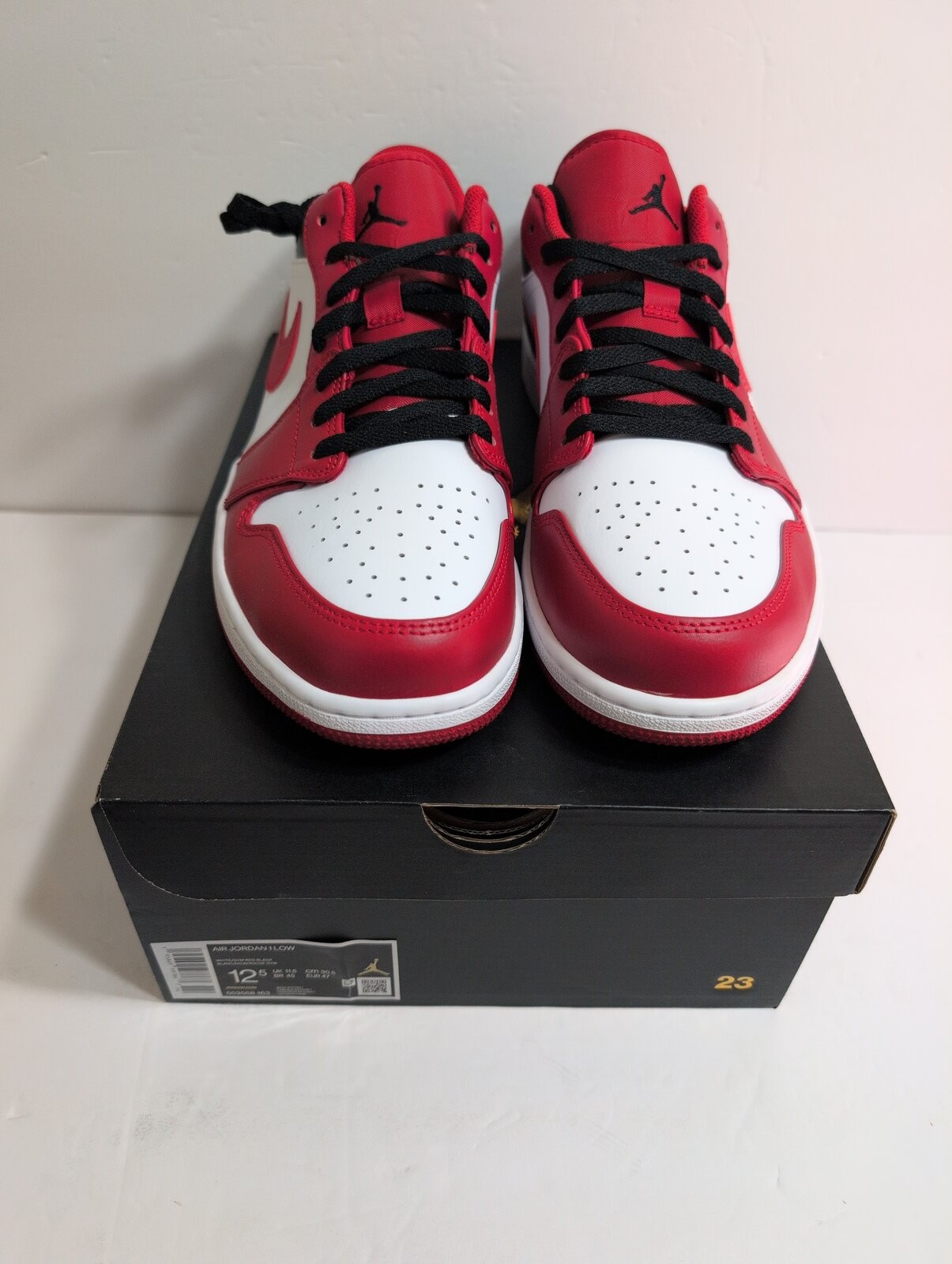 jordan 1 low reverse black toe bulls 553558 163 size 12.5 jordan 1 low reverse black toe bulls 553558 163 size 12.5