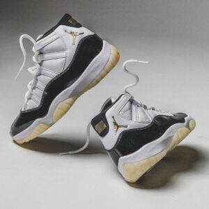 men's air jordan 11 retro gratitude shoes sz 12 black white/gold 