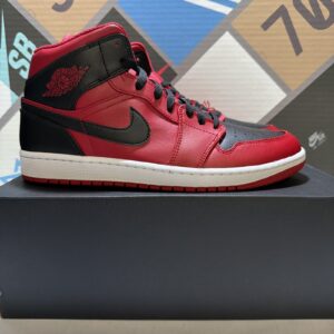 nike air jordan 1 mid reverse bred gym red black white men’s size 11 554724 66