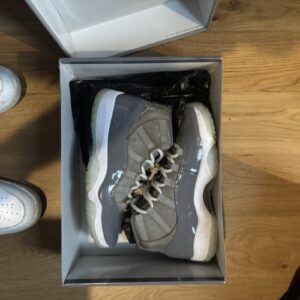 nike air jordan 11 men's size 9.5 retro cool grey 2021 ct8012 005