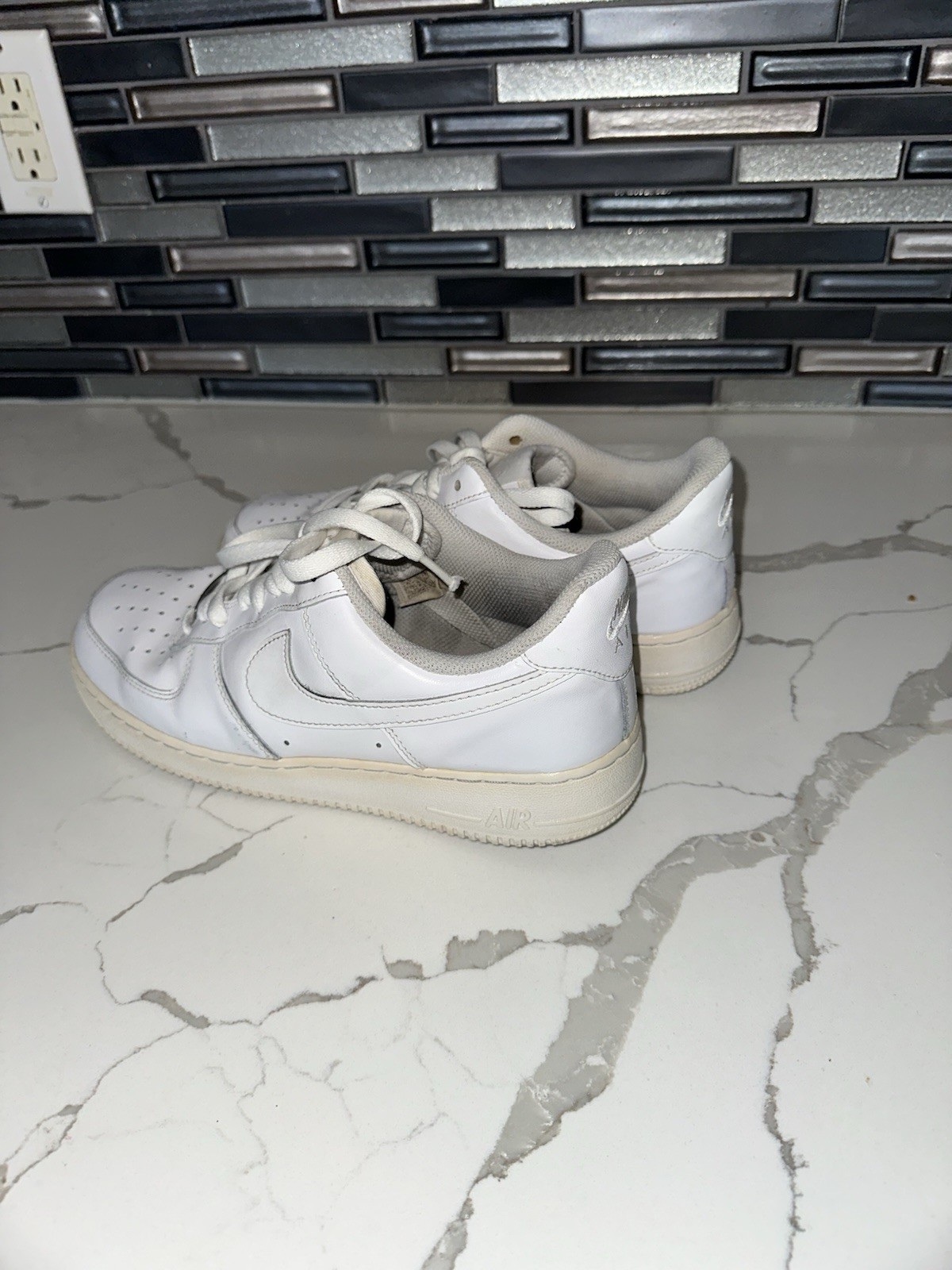 nike air force 1 low triple white size 9.5 sneakers af1 nike air force 1 low triple white size 9.5 sneakers af1