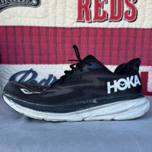 size 13 2e hoka one one clifton 9 mens black white running shoes 1132210 bwht