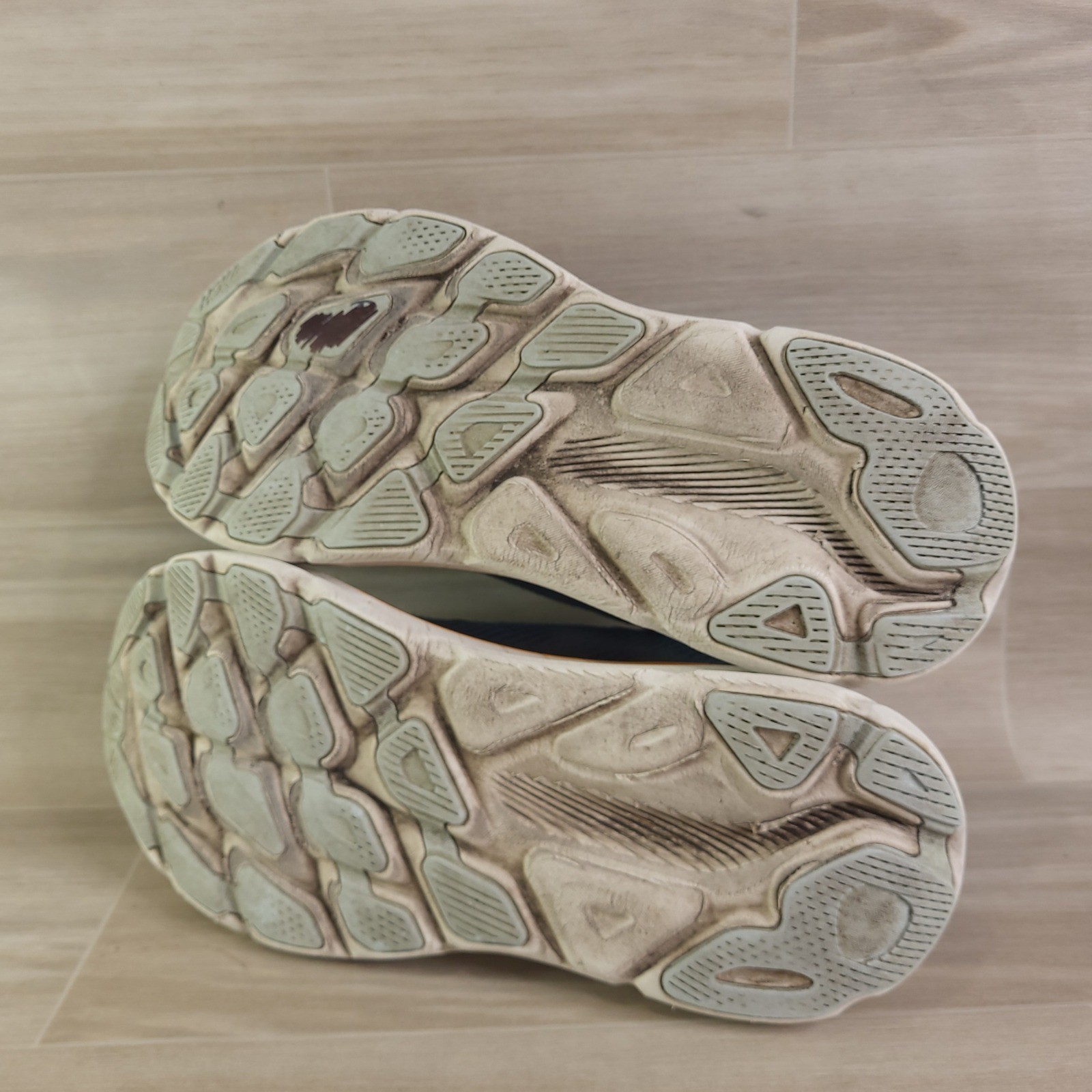 hoka clifton 9 running shoes mens 9.5 blue orange 1127895 csaa sneakers hoka clifton 9 running shoes mens 9.5 blue orange 1127895 csaa sneakers