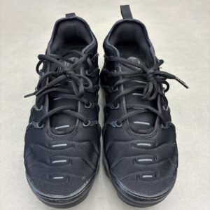 nike air vapormax plus triple black size 9