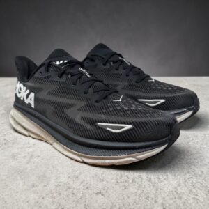 hoka clifton 9 running shoes mens 11d black white lightweight cushioned 1127895