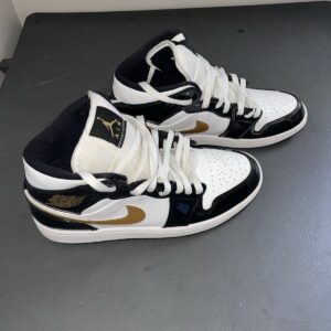 Nike Air Jordan 1 Mid SE Patent Black Gold High-top Sneakers