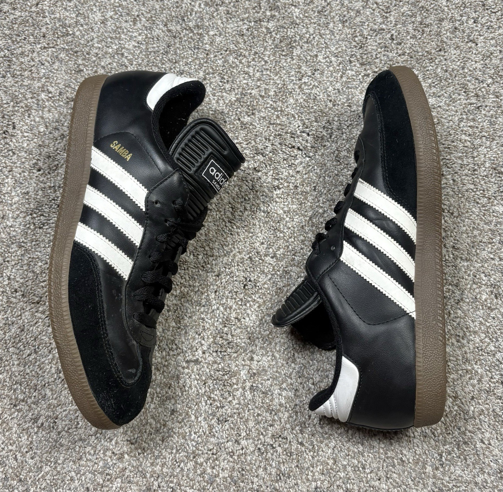 Adidas Samba Men’s Size 10 Black Leather Soccer Sneakers 034563 Classic Gum Sole Adidas Samba Men’s Size 10 Black Leather Soccer Sneakers 034563 Classic Gum Sole