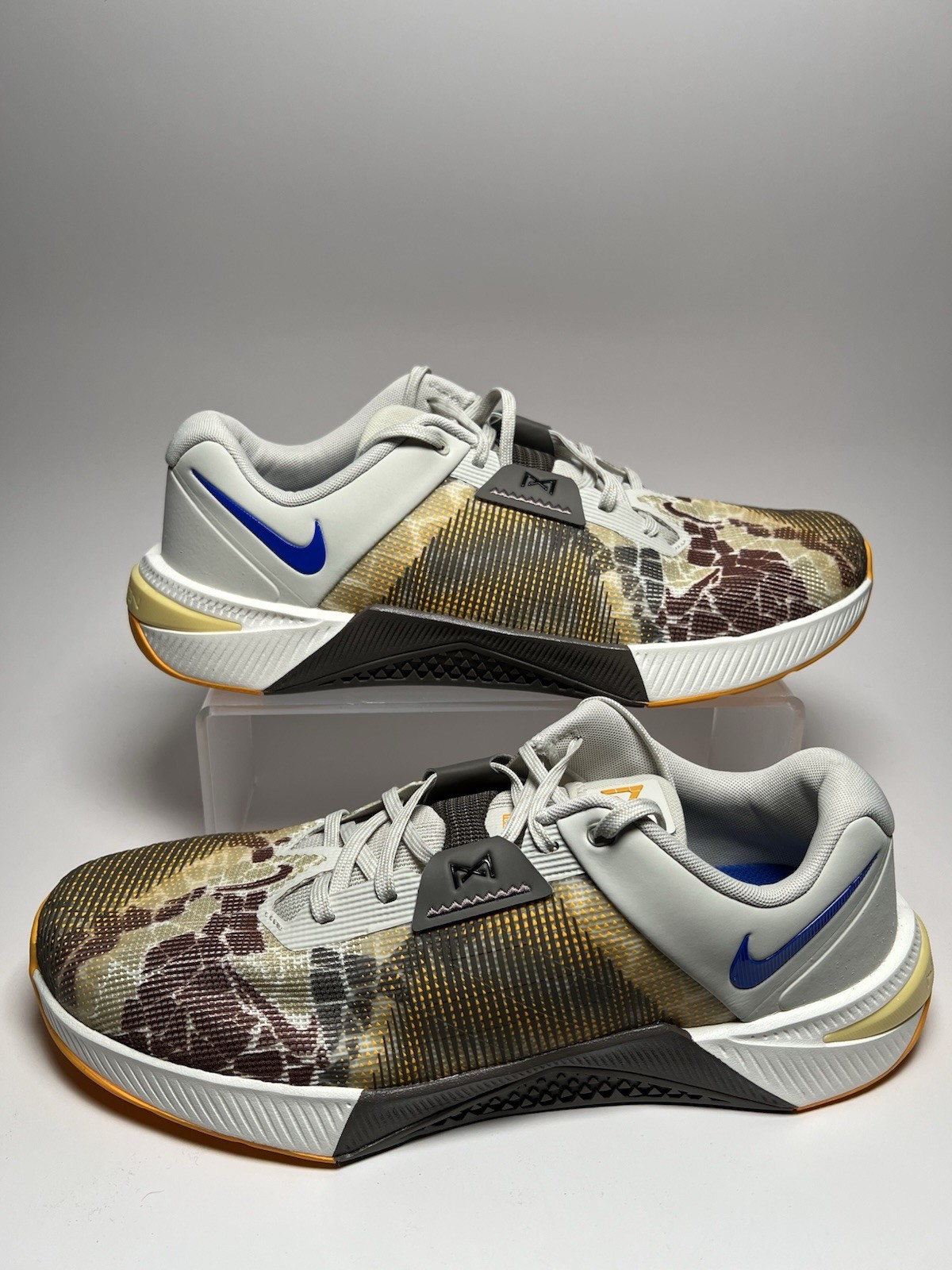 nike metcon 10 amp light bone cave stone gym training shoes hq2615 001 size 13 nike metcon 10 amp light bone cave stone gym training shoes hq2615 001 size 13