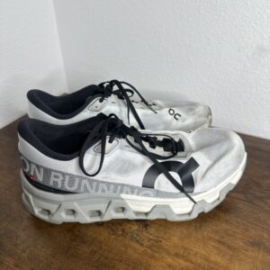 On Cloudmonster Hyper Mens Size 11.5 Medium Gray White Running Shoes Sneakers