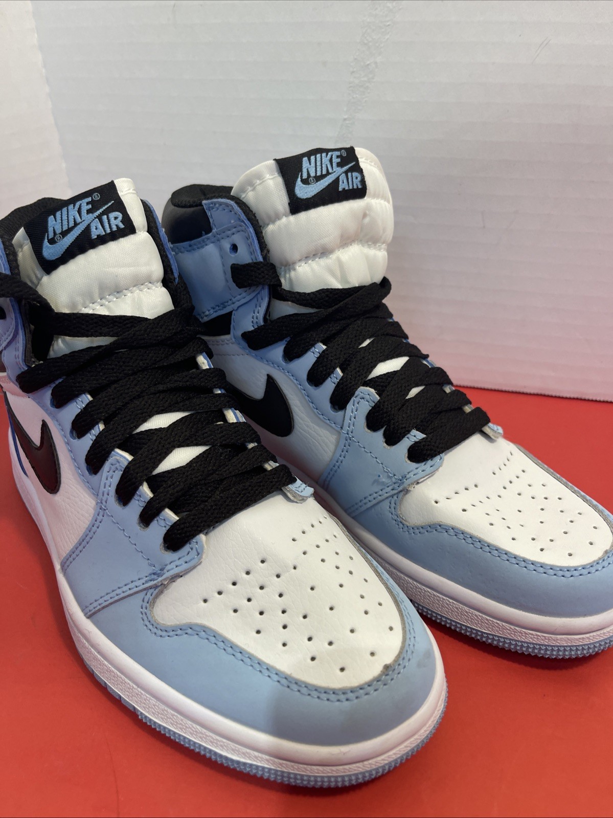 jordan air jordan 1 retro high og university blue men's sneaker 555088 134 jordan air jordan 1 retro high og university blue men's sneaker 555088 134