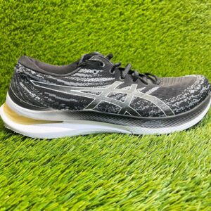 asics gel kayano 29 mens size 10.5 black gray athletic running shoes sneakers
