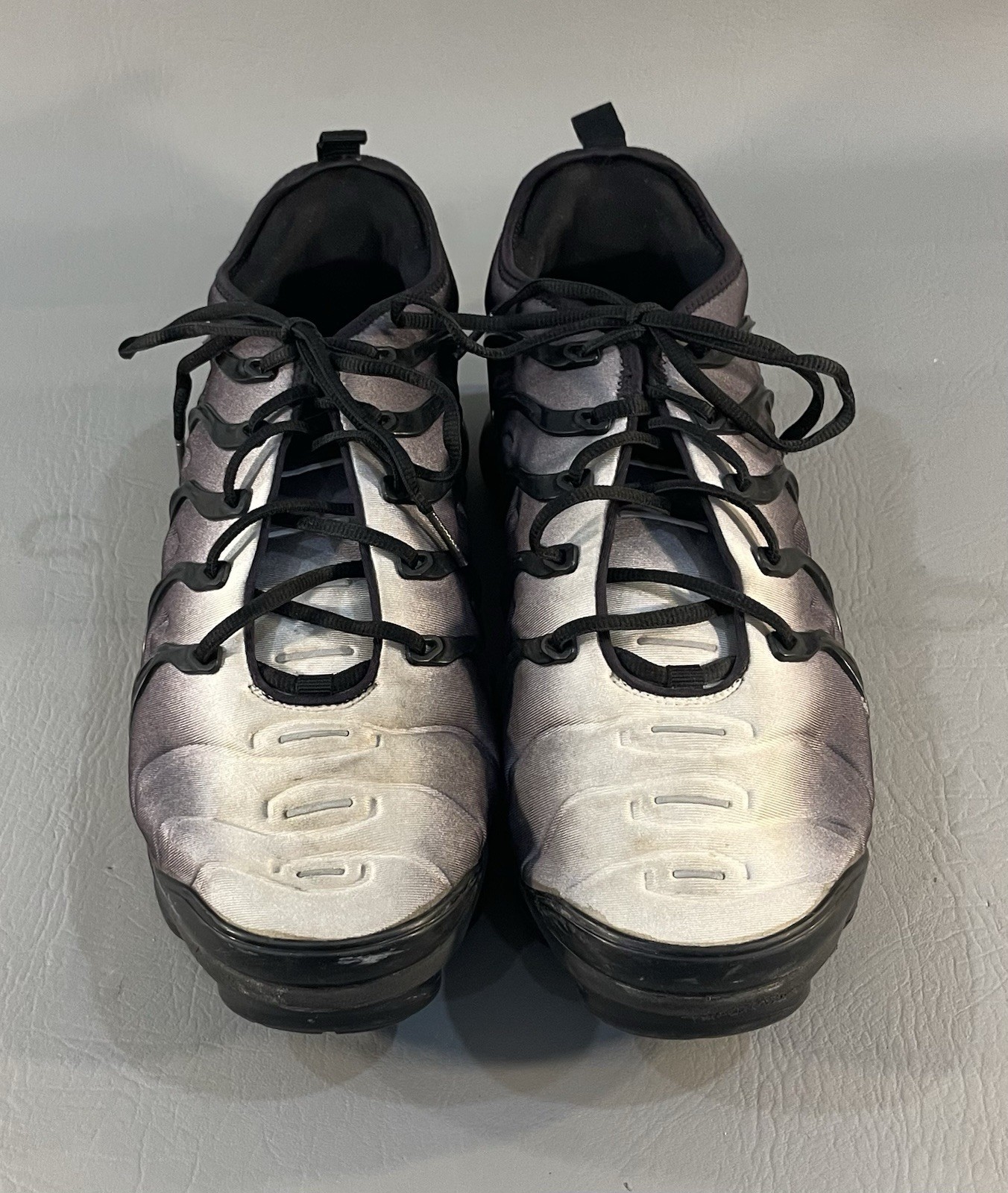 Nike Air VaporMax Plus Sneakers 924453-009 Men’s US 13/UK 12 Dark Gray Nike Air VaporMax Plus Sneakers 924453-009 Men’s US 13/UK 12 Dark Gray - Image 2