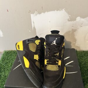 Air Jordan 4 Retro Yellow Thunder Sneakers DH6927-017