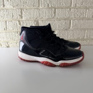 Nike Air Jordan 11 Retro 2019 Bred Size 11 378037-061 Sneakers