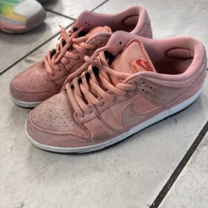 nike sb dunk low pink pig cv1655 600 mens size 9.5