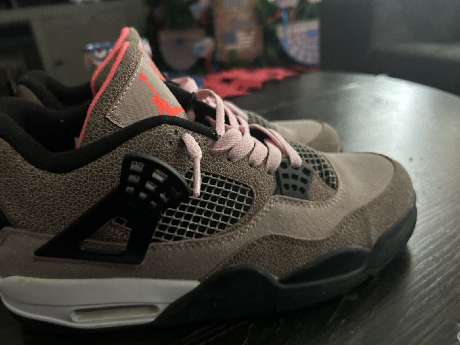 nike air jordan 4 retro taupe haze black infrared sneakers preown good condition nike air jordan 4 retro taupe haze black infrared sneakers preown good condition
