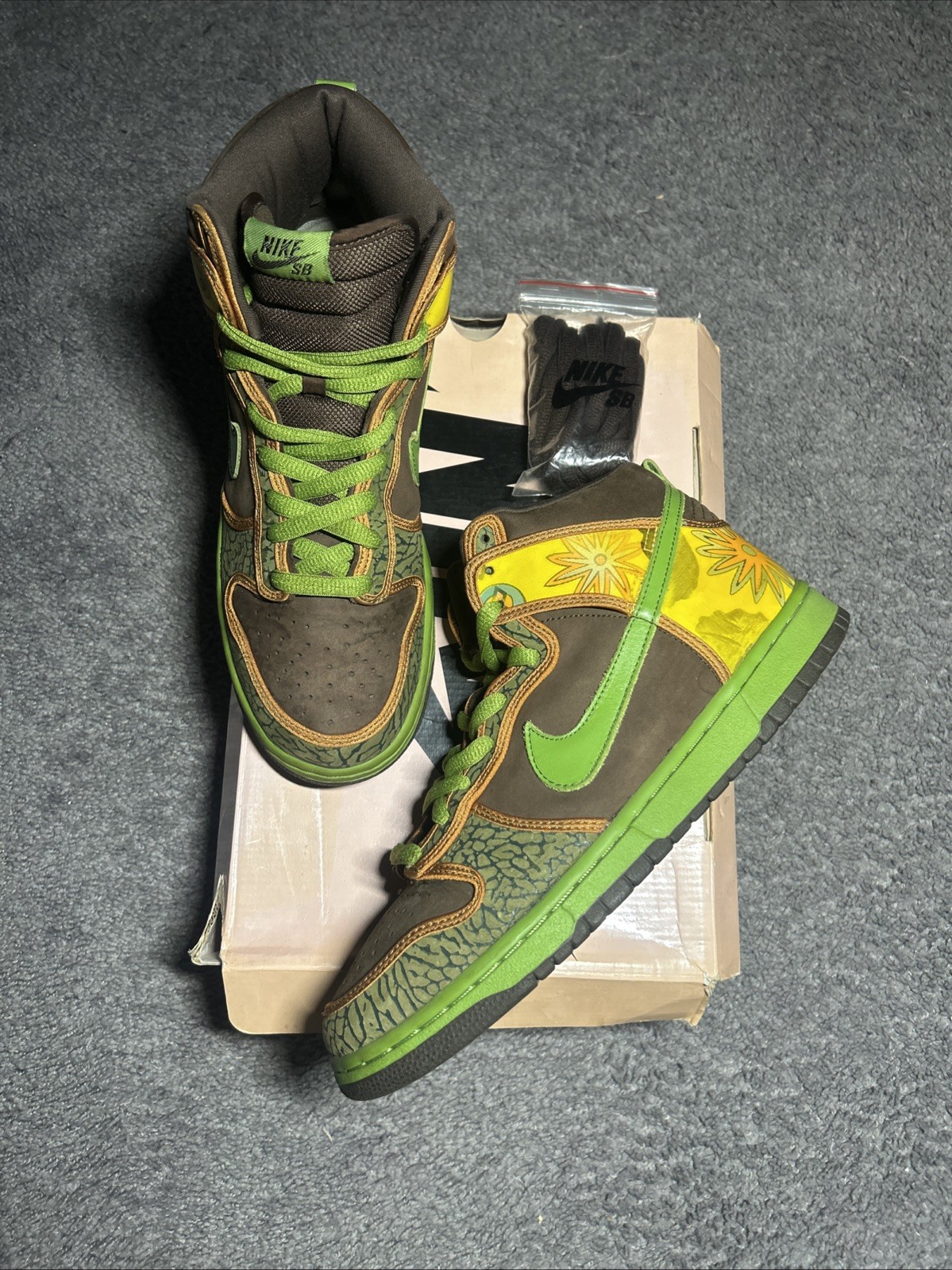 nike dunk high pro sb de la soul size 10 brown 305050 231 vintage 2006 pink box nike dunk high pro sb de la soul size 10 brown 305050 231 vintage 2006 pink box