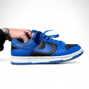 nike low dunk retro blue and black men’s 9 very lightly used