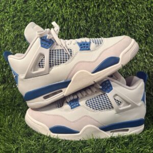 jordan 4 retro military blue size 9.5