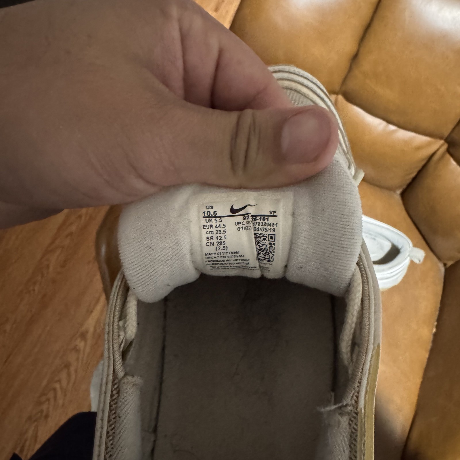 nike air max 97 white wolf grey 921826 101 men's size 10.5 running sneakers nike air max 97 white wolf grey 921826 101 men's size 10.5 running sneakers