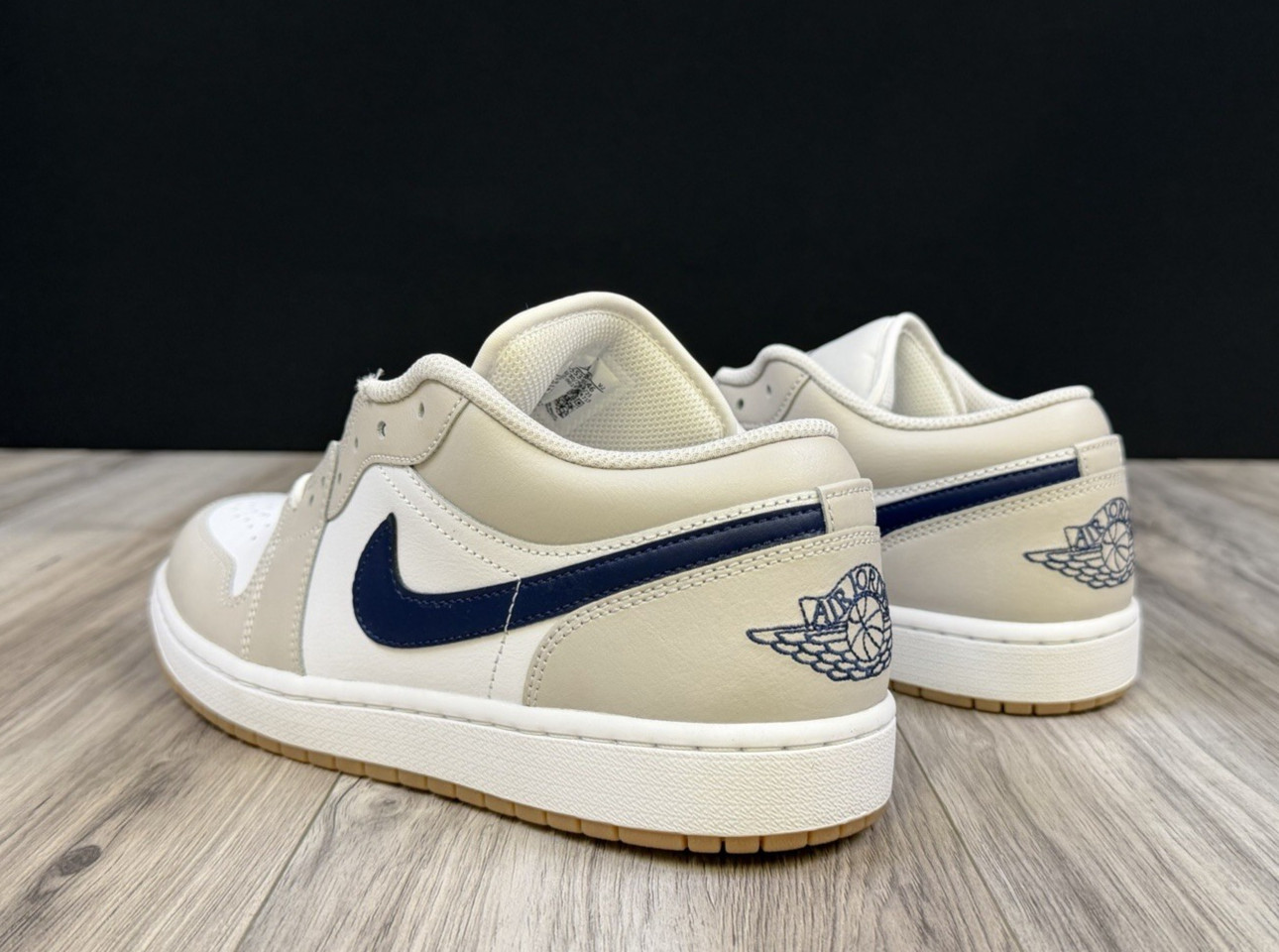 nike air jordan 1 low georgetown midnight navy neutral grey 553558 146 mens 9.5 nike air jordan 1 low georgetown midnight navy neutral grey 553558 146 mens 9.5