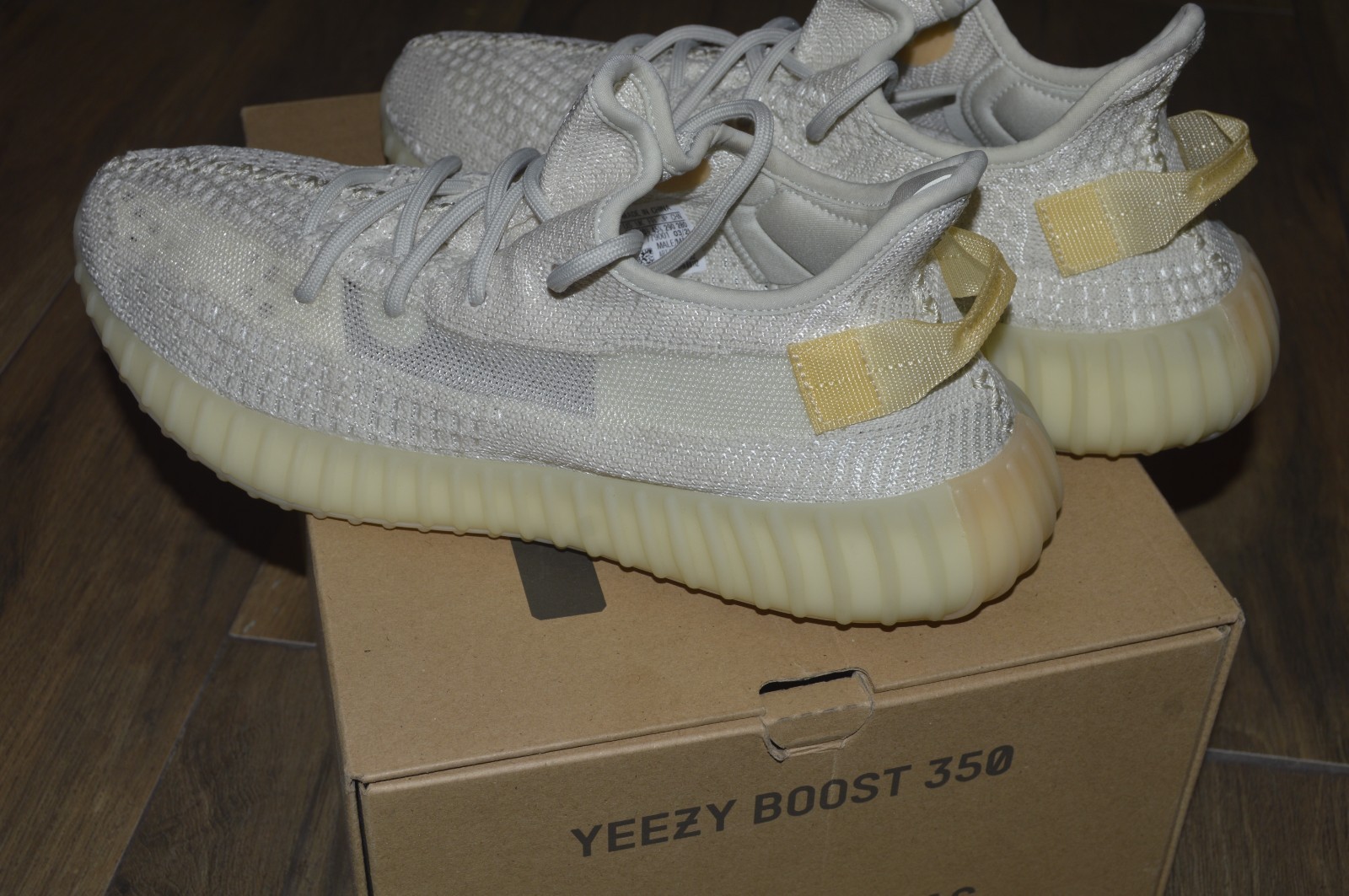 adidas yeezy boost 350 v2 low 'light' gy3438 mens size 11 with box adidas yeezy boost 350 v2 low 'light' gy3438 mens size 11 with box