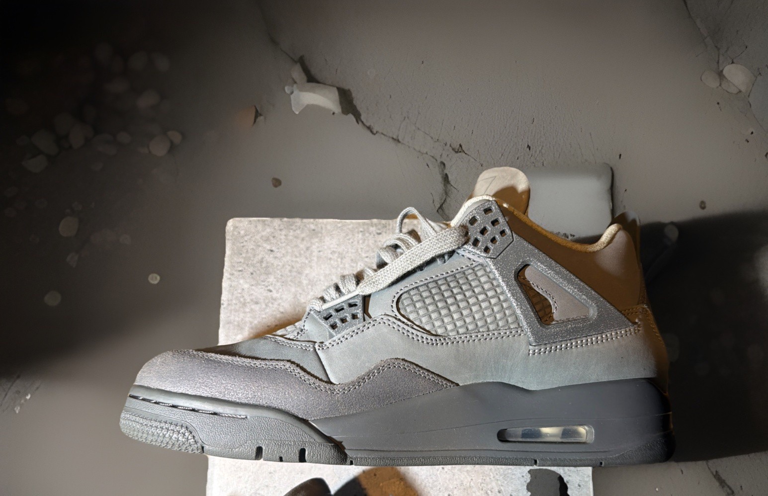 size 9 air jordan 4 retro se wet cement size 9 air jordan 4 retro se wet cement