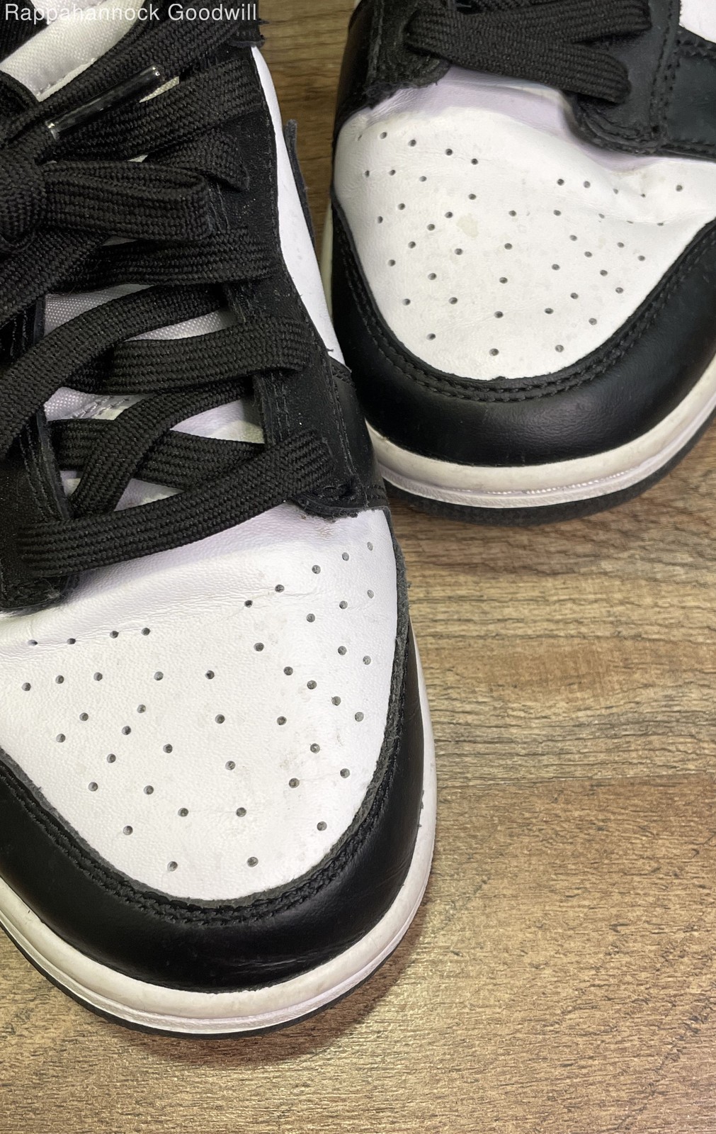 nike dunk low retro white black panda men's sneakers size 8.5 nike dunk low retro white black panda men's sneakers size 8.5