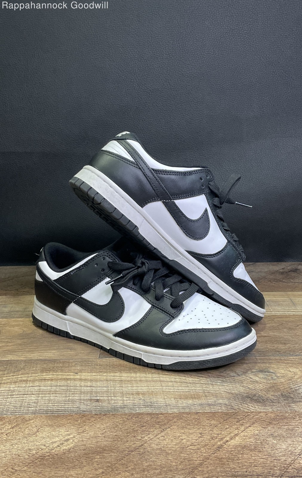 nike dunk low retro white black panda men's sneakers size 8.5 nike dunk low retro white black panda men's sneakers size 8.5
