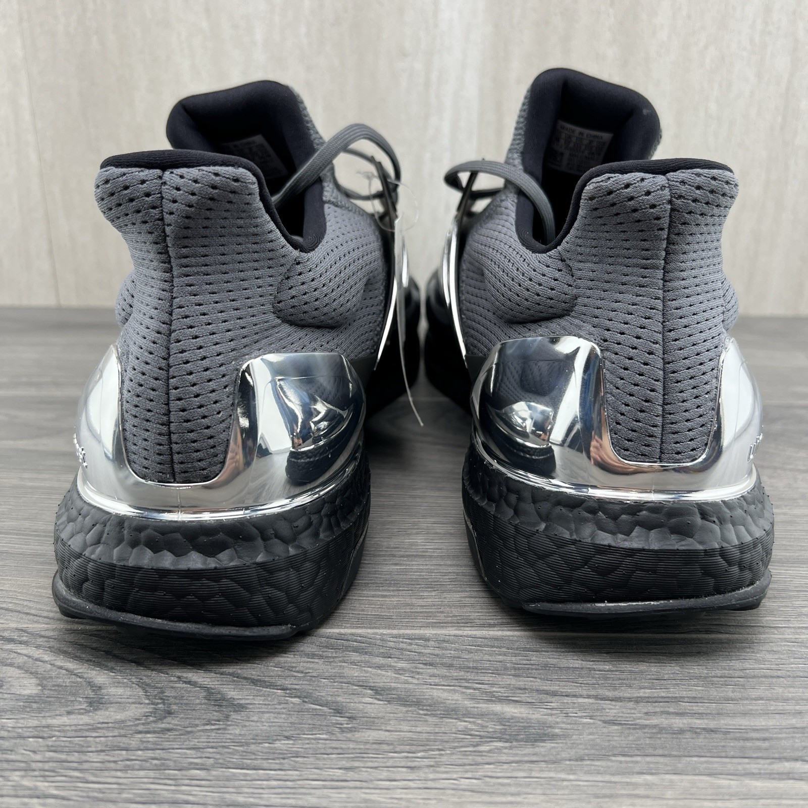 adidas ultraboost metallic size 18 mens grey silver black sneakers eg8103 adidas ultraboost metallic size 18 mens grey silver black sneakers eg8103