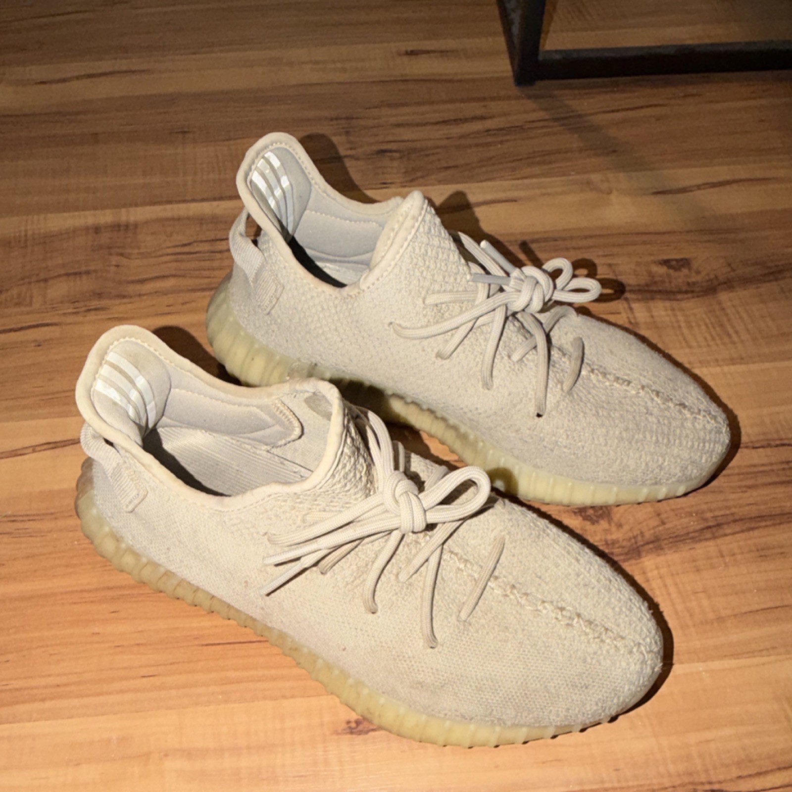 adidas yeezy boost 350 v2 beige men's low top lace up sneaker rubber sole adidas yeezy boost 350 v2 beige men's low top lace up sneaker rubber sole