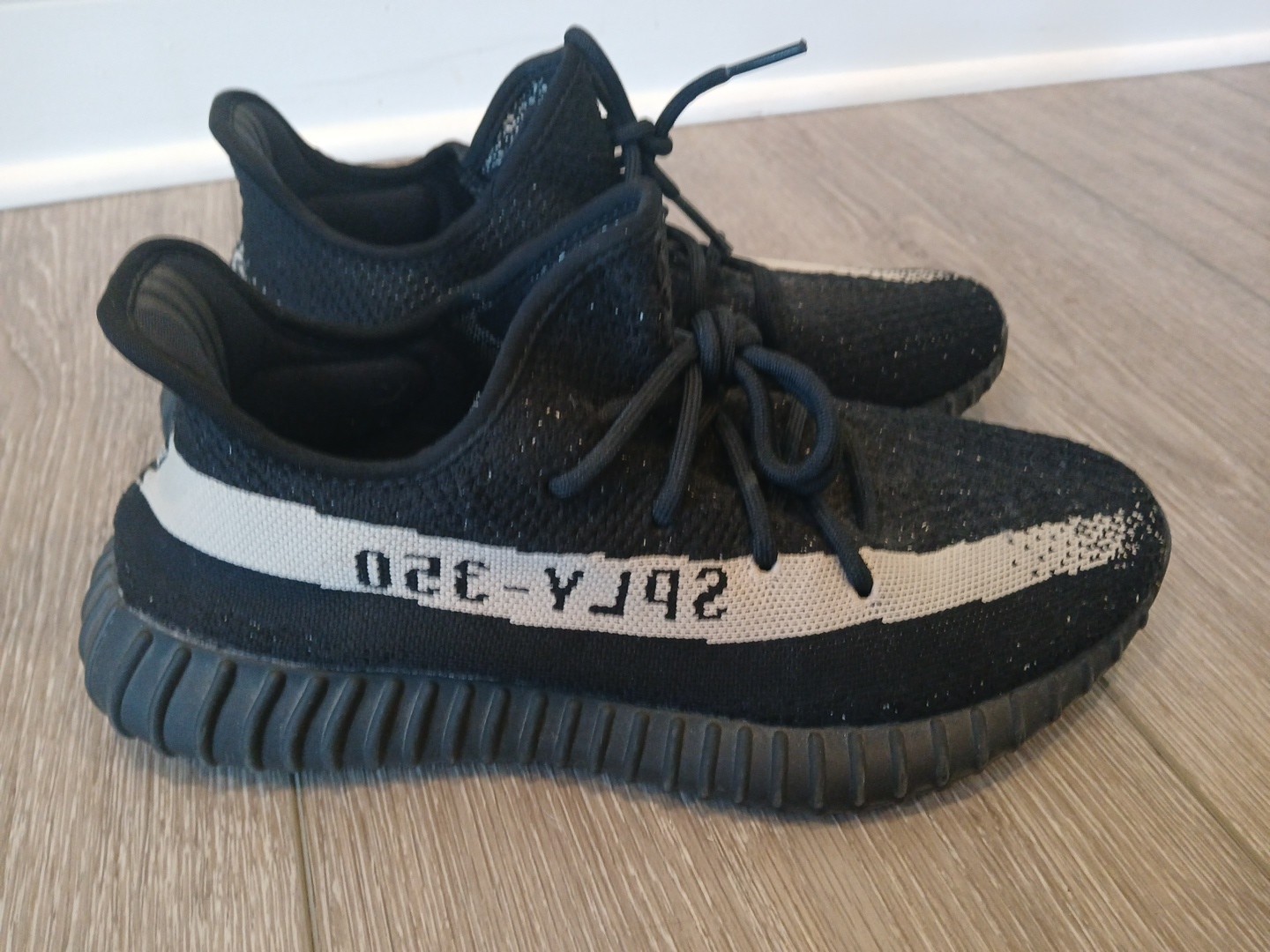 adidas yeezy boost 350 v2 by1604 mens 10.5 black/beige oreo kanye west sneakers adidas yeezy boost 350 v2 by1604 mens 10.5 black/beige oreo kanye west sneakers