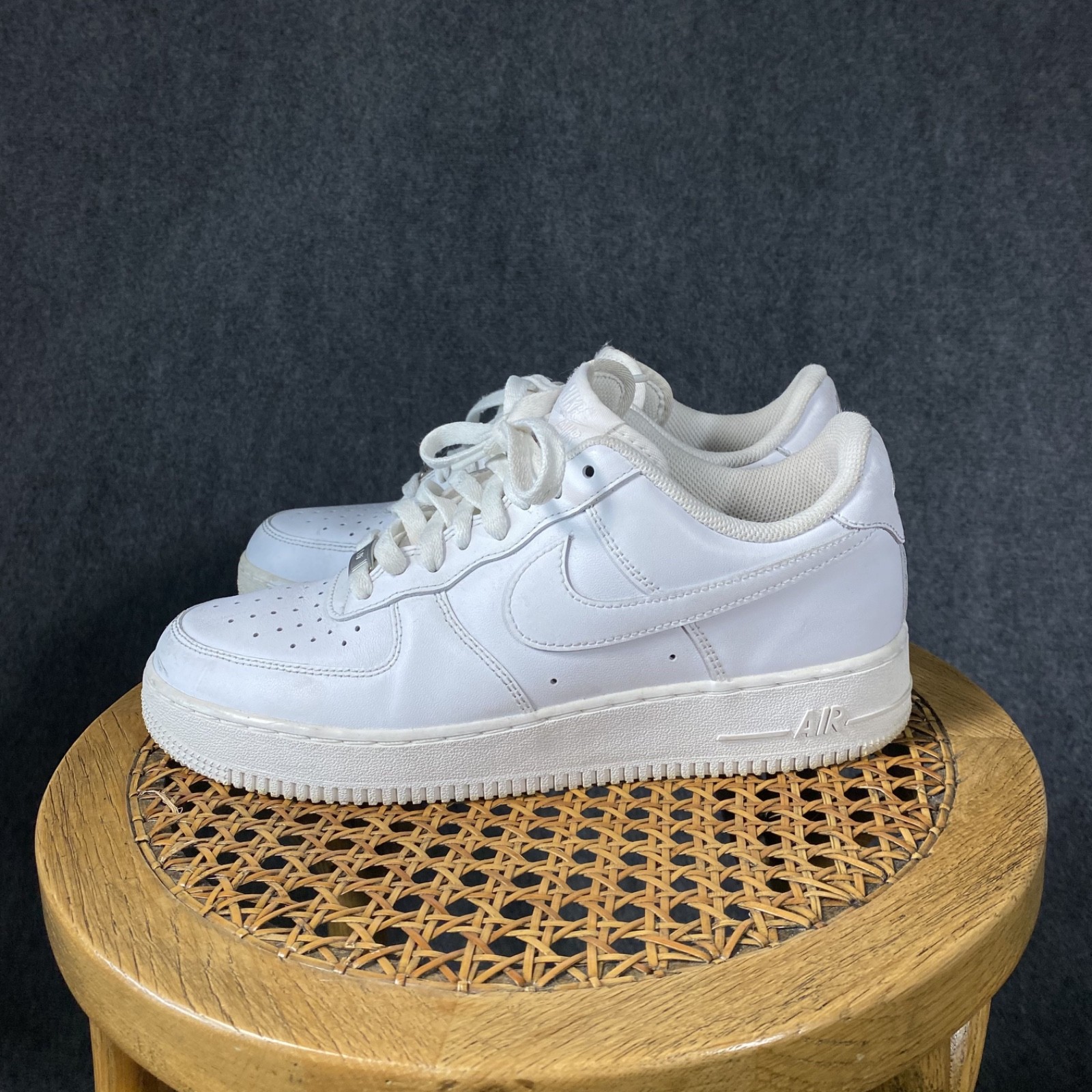 nike air force 1 '07 triple white shoes mens 8.5 sneakers af1 leather cw2288 111 nike air force 1 '07 triple white shoes mens 8.5 sneakers af1 leather cw2288 111