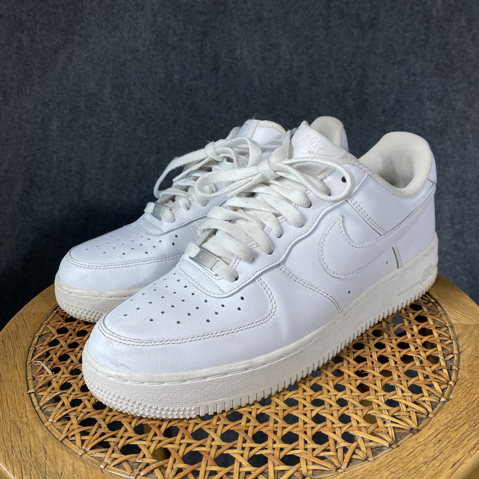 nike air force 1 '07 triple white shoes mens 8.5 sneakers af1 leather cw2288 111 nike air force 1 '07 triple white shoes mens 8.5 sneakers af1 leather cw2288 111