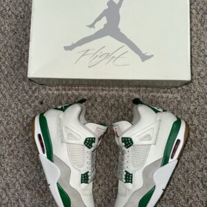 nike jordan 4 sb og “pine green" size 10❤️‍🔥