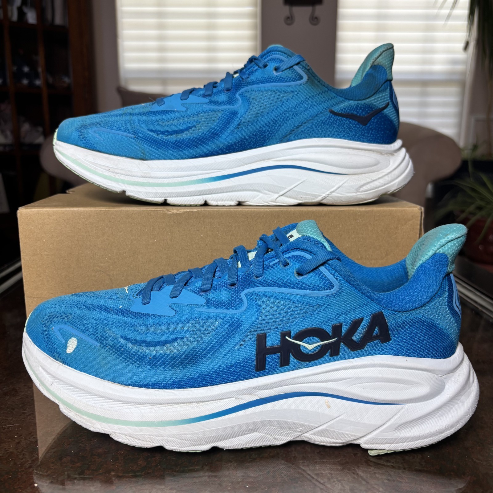 hoka one one clifton 10 men's 11 blue road running athletic gym shoes sneakers hoka one one clifton 10 men's 11 blue road running athletic gym shoes sneakers